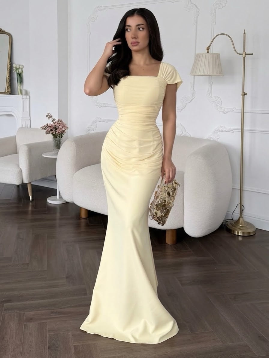 Schlichtes Wellenkleid